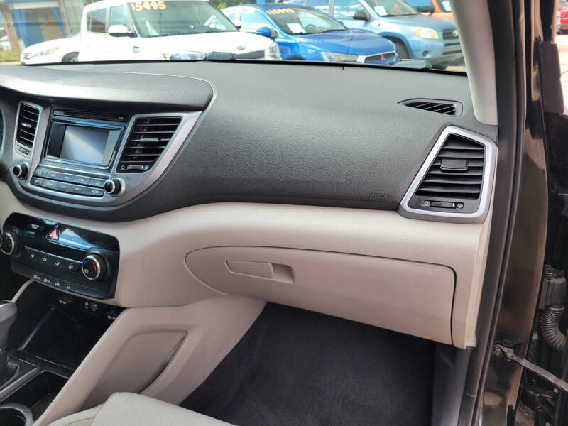 2017 Hyundai Tucson SE