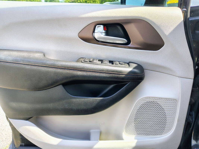2018 Chrysler Pacifica Touring L