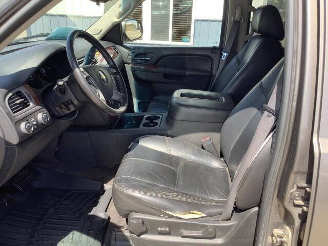 2011 Chevrolet Suburban LT