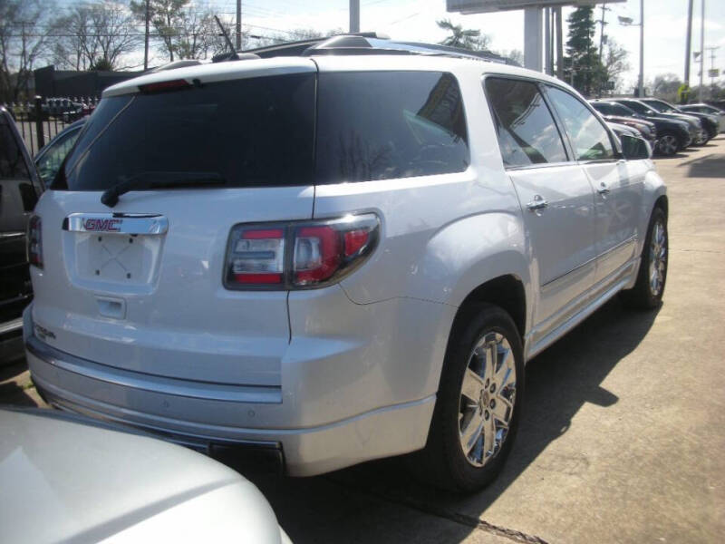2016 GMC Acadia Denali