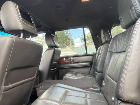 2013 Lincoln Navigator L