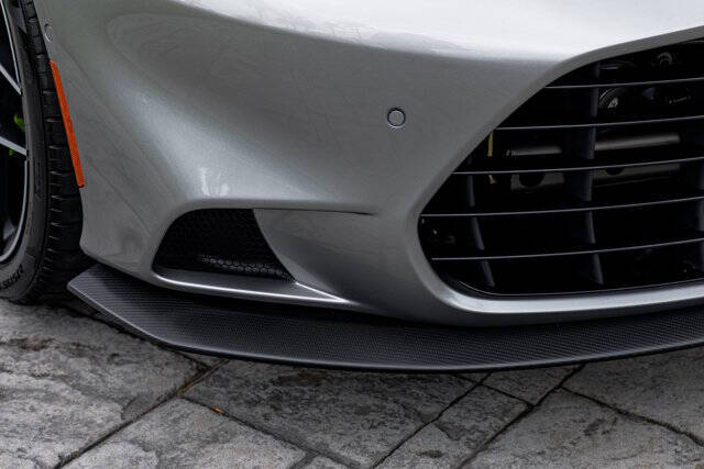 2025 Aston Martin Vanquish