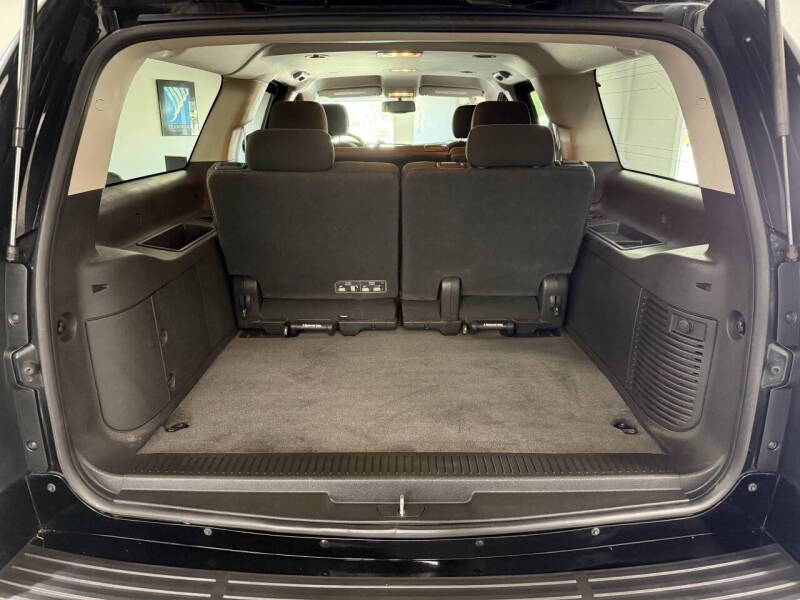 2012 Chevrolet Suburban LS