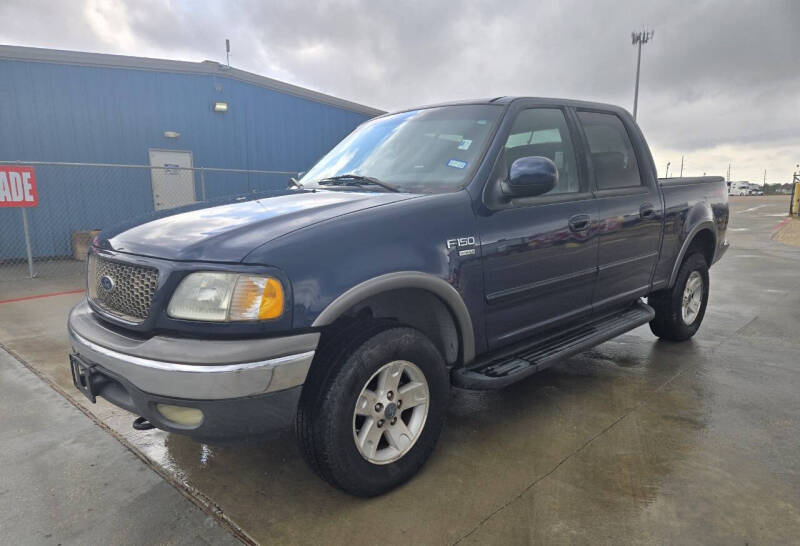 2002 Ford F-150 XLT photo 2