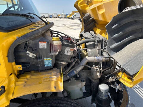 2020 Freightliner M2 106