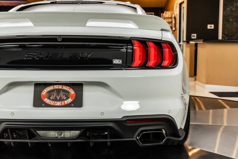 2022 Ford Mustang