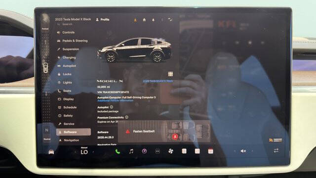 2023 Tesla Model X Plaid