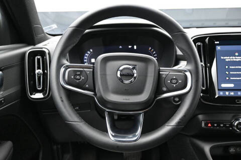 2024 Volvo XC40
