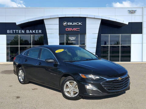 2020 Chevrolet Malibu for sale at Betten Baker Preowned Center in Twin Lake MI