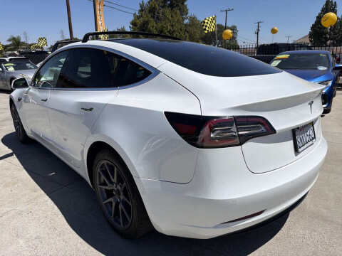 2020 Tesla Model 3 Standard Range Plus