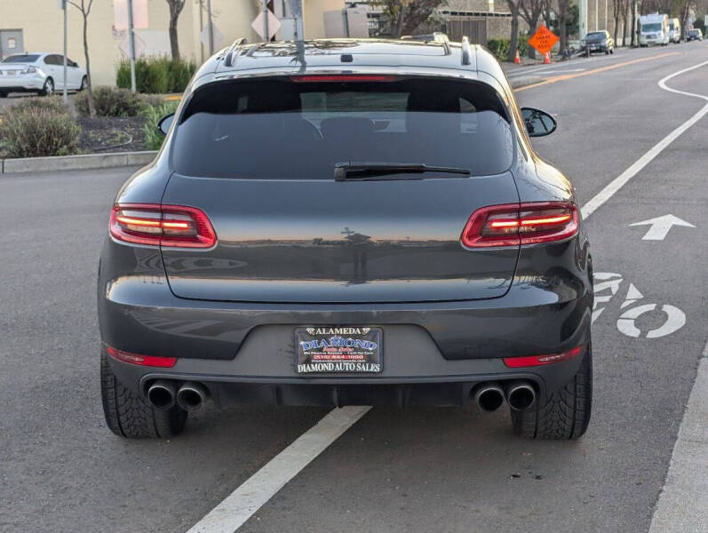 2018 Porsche Macan S