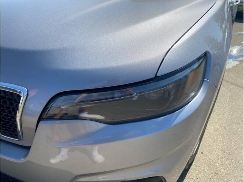 2019 Jeep Cherokee Latitude