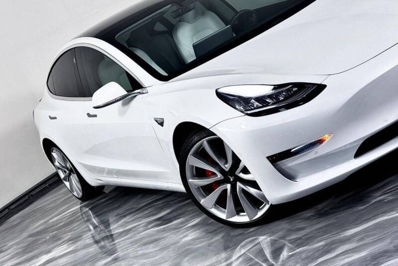 2019 Tesla Model 3 Long Range