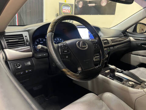 2014 Lexus LS 460