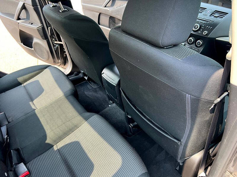 2013 Mazda MAZDA3 i Touring