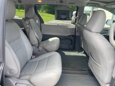 2015 Toyota Sienna