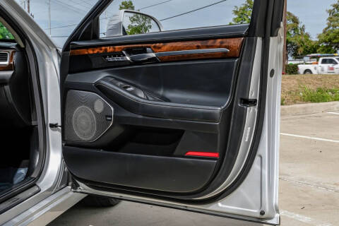 2019 Genesis G90