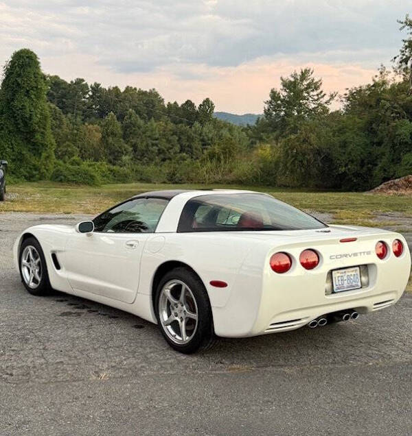 2001 Chevrolet Corvette