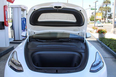 2023 Tesla Model Y Long Range
