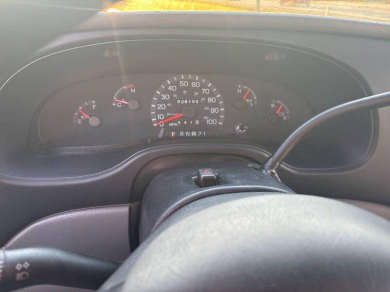 2001 Ford E-Series E-250