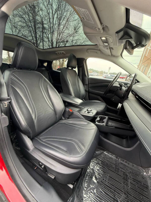 2021 Ford Mustang Mach-E Premium