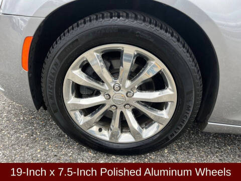 2016 Chrysler 300 Limited