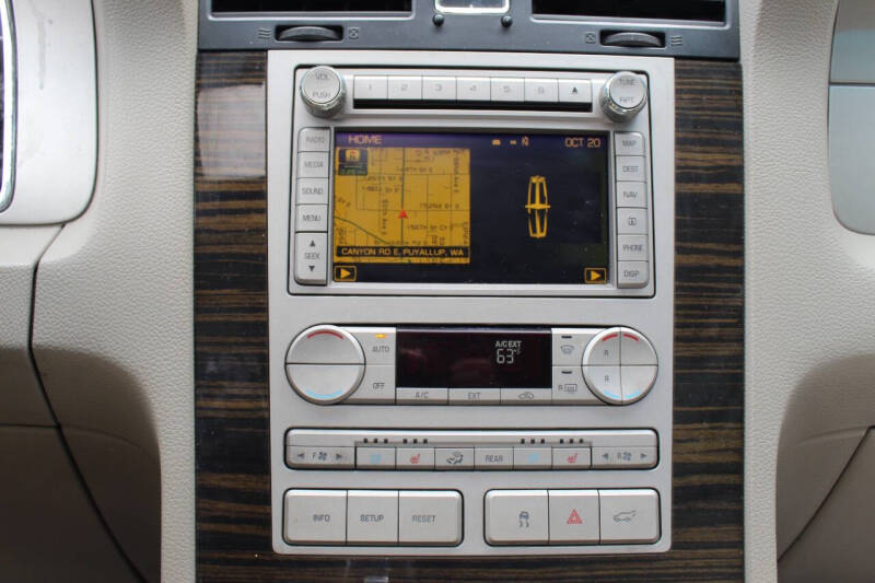 2010 Lincoln Navigator