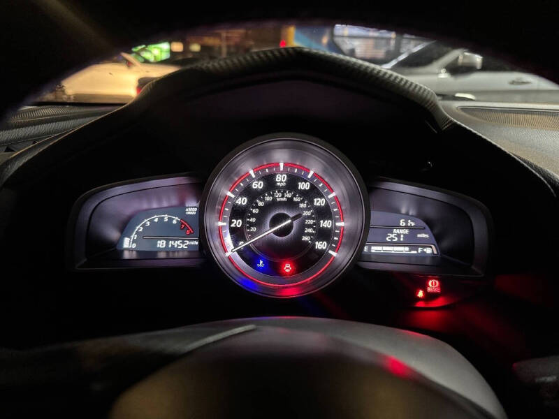 2015 Mazda MAZDA3 i Grand Touring