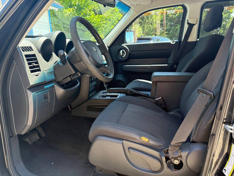 2011 Dodge Nitro SE