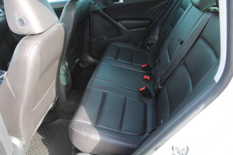 2017 Volkswagen Tiguan 2.0T Wolfsburg Edition 4Motion