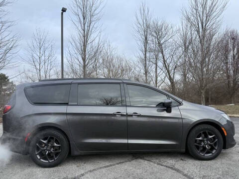 2018 Chrysler Pacifica Touring L Plus