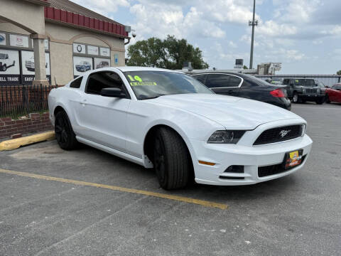 2014 Ford Mustang V6
