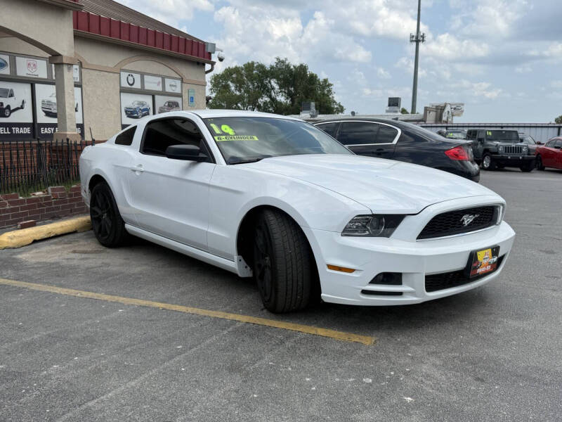 2014 Ford Mustang V6