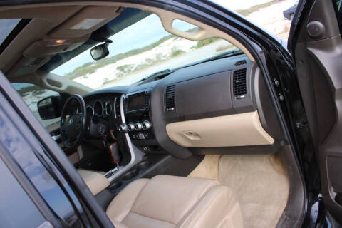 2010 Toyota Sequoia Platinum