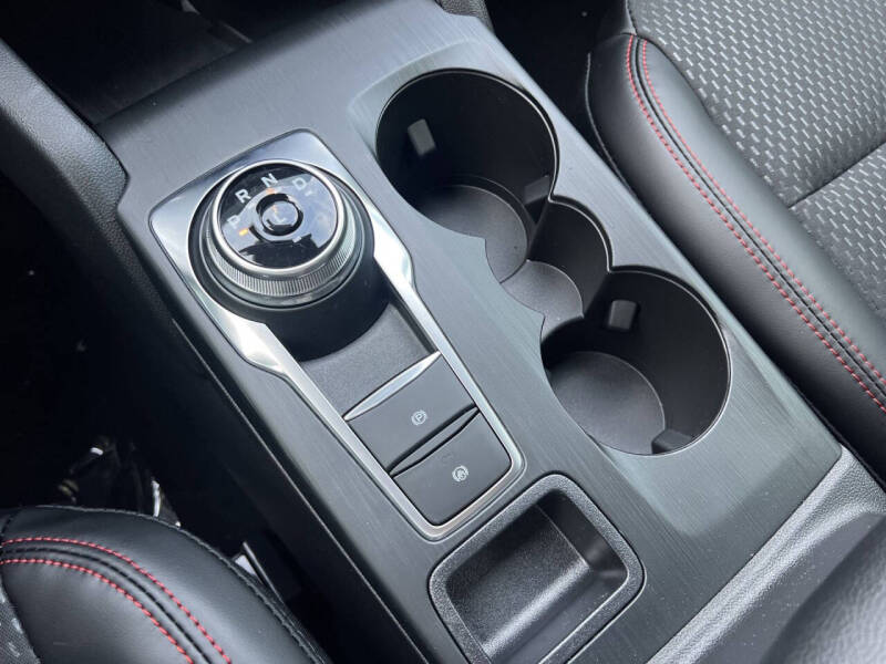 2026 Ford Escape Hybrid ST-Line Select