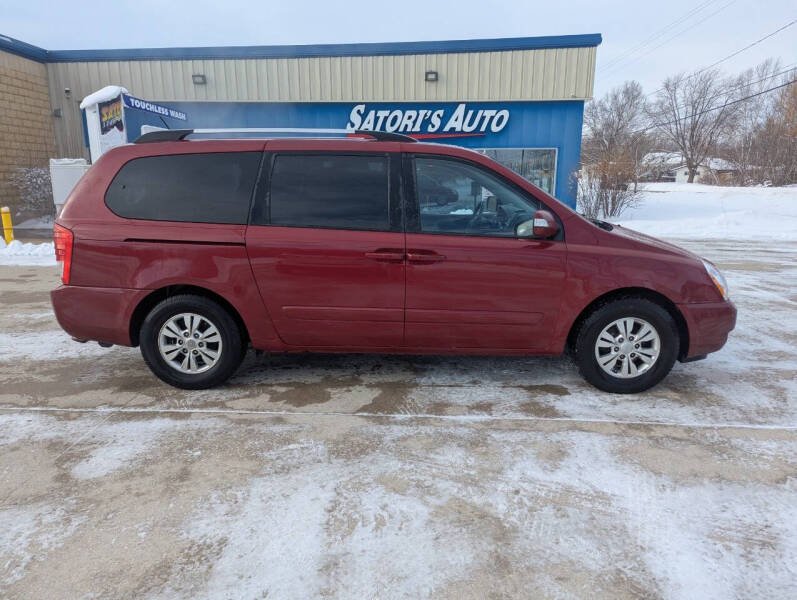 2011 Kia Sedona LX