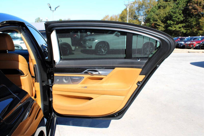 2018 BMW 7 Series 740i