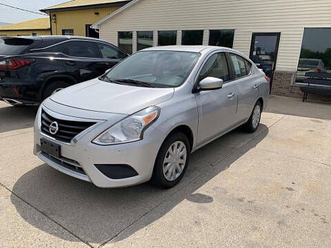 2017 Nissan Versa 1.6 SV