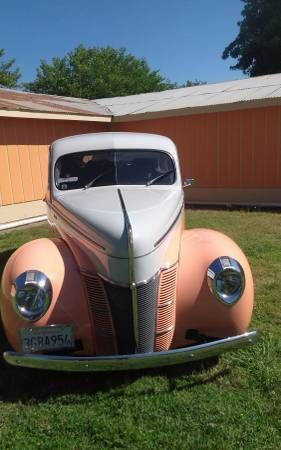1940 Ford Deluxe