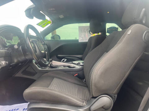 2020 Dodge Challenger SXT