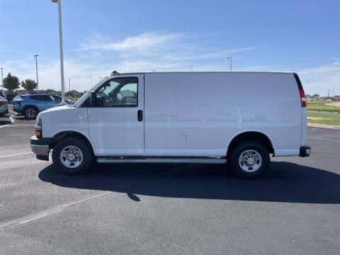 2024 Chevrolet Express 2500