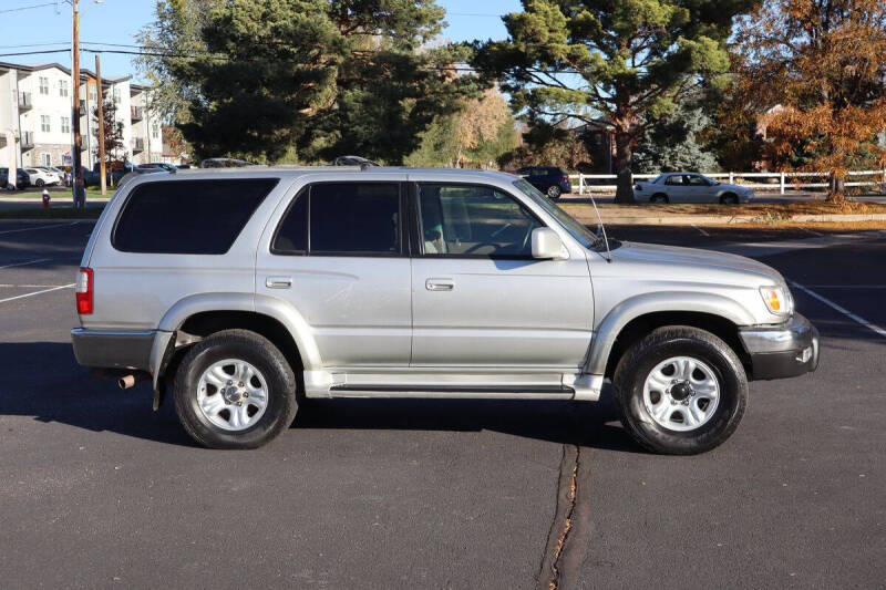 2000 Toyota 4Runner SR5