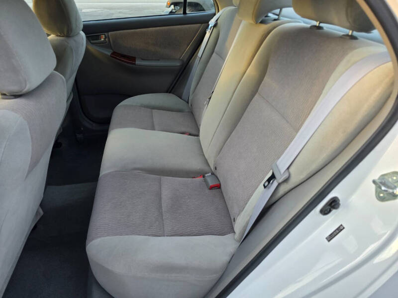 2007 Toyota Corolla LE