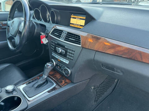 2012 Mercedes-Benz C-Class C 300 Luxury 4MATIC