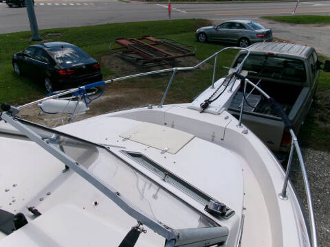 1988 Grady-White Boat 232G GULFSTREAM