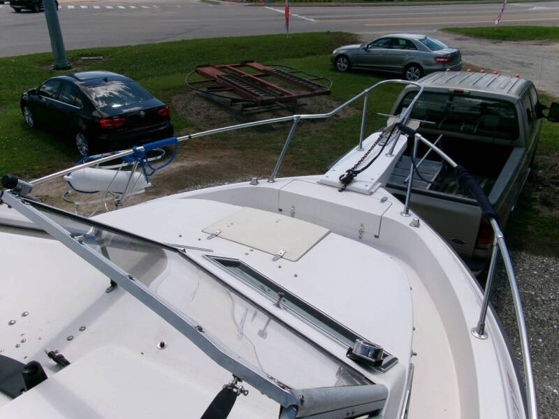1988 Grady-White Boat 232G GULFSTREAM