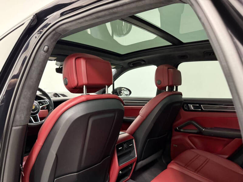 2022 Porsche Cayenne