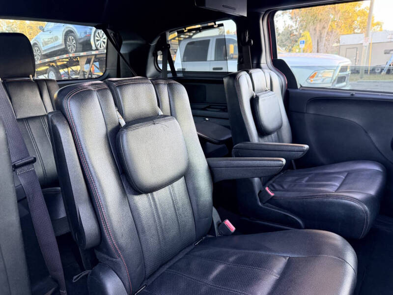 2017 Dodge Grand Caravan GT