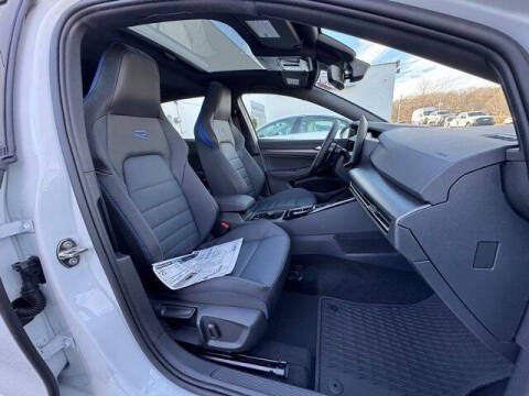 2026 Volkswagen Golf R 4Motion