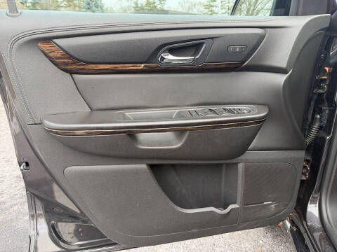 2016 GMC Acadia Denali